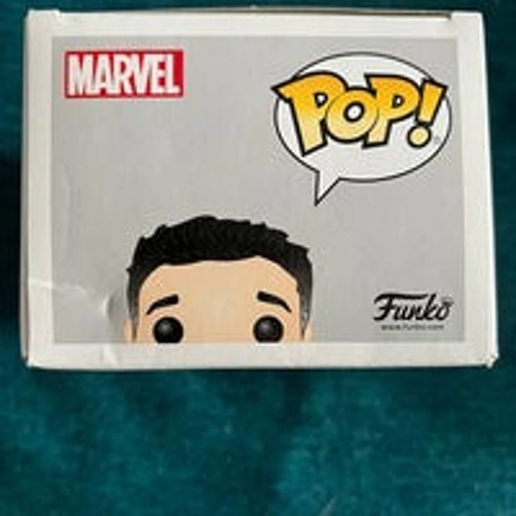 Bruce Banner Thor Ragnarok Toys R Us Exclusive Funko Pop - Picture 2 of 5